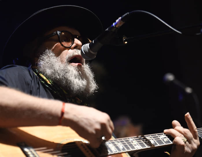 Шествие бардов