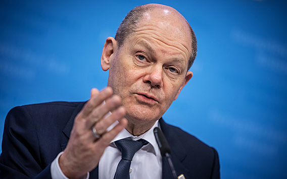 Шольц обратился к французам и вспомнил о Путине и Украине