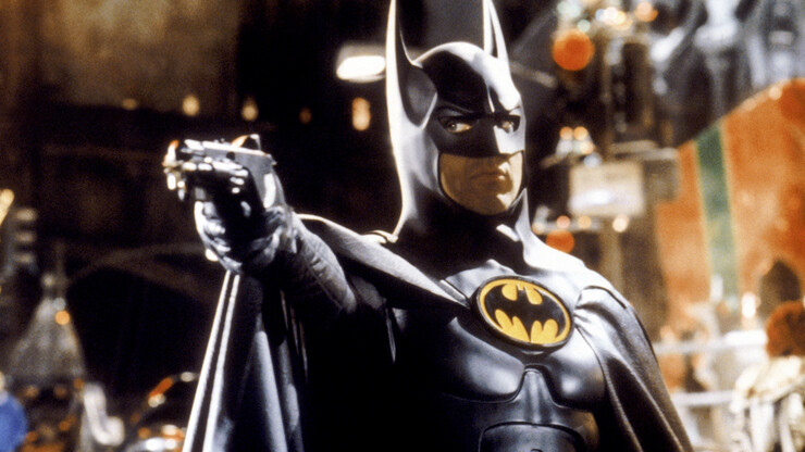 Бэтвинг Майкла Китона на свежем промо «Флэша» с Эзрой Миллером (фото)