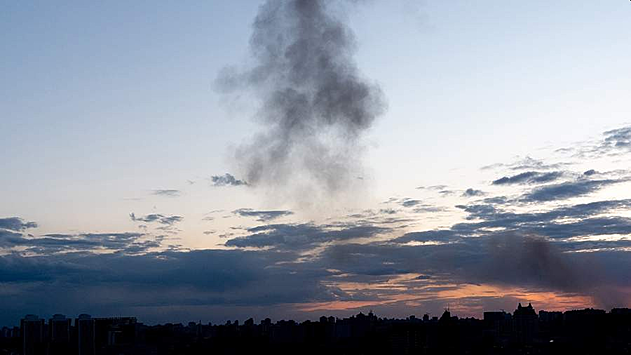 СМИ сообщили о взрывах в нескольких областях Украины