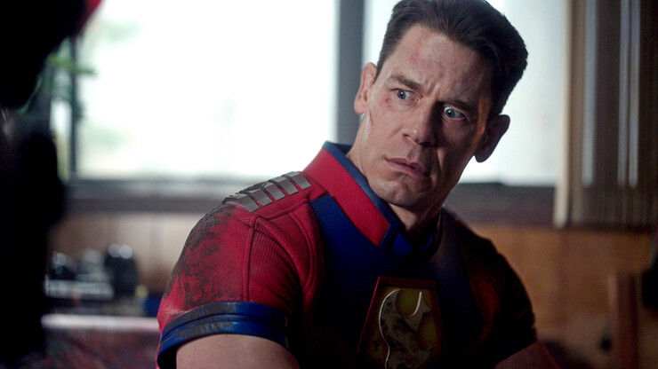 Джон Сина в чулках и мини-юбке на съёмках комедии с рейтингом R (фото)