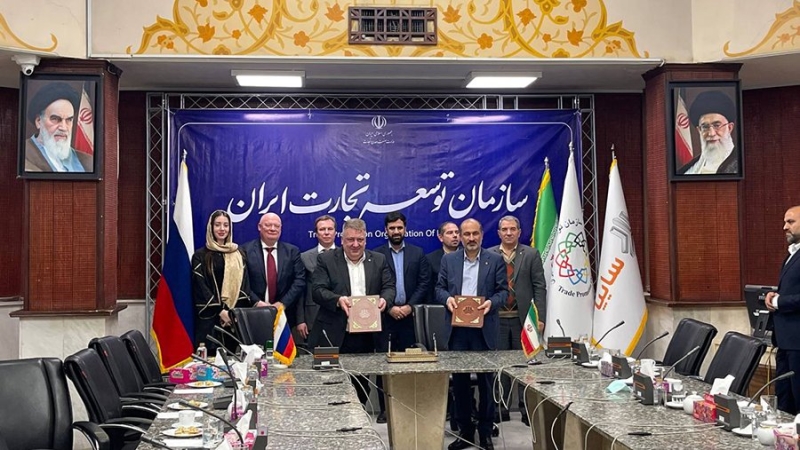 Иранская Saipa подписала соглашение о поставках автомобилей в Россию