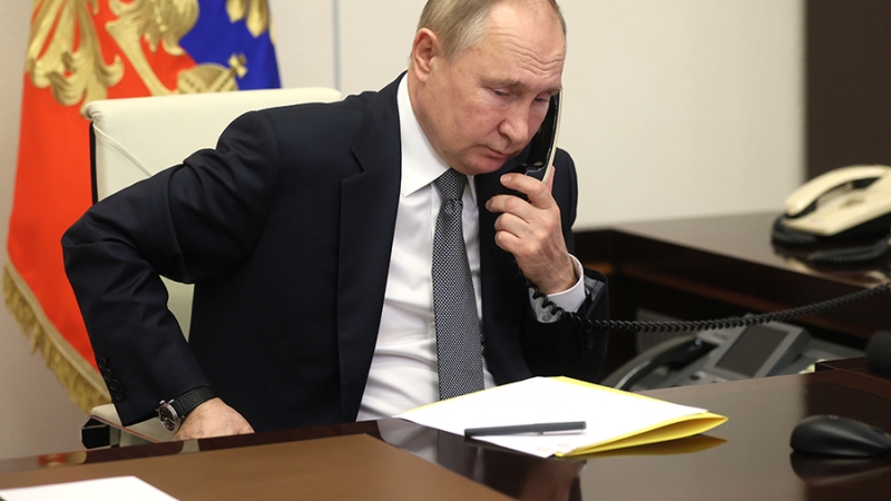 Путин провел телефонный разговор с Асадом