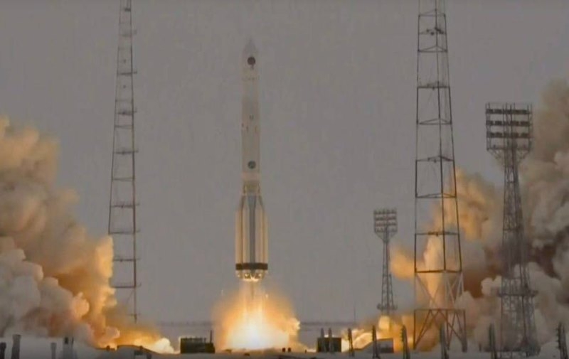 Ракета-носитель «Протон-М» с метеоспутником «Электро-Л» стартовала с Байконура