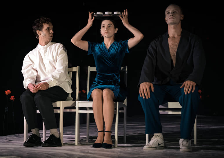 Голос из превратного далека