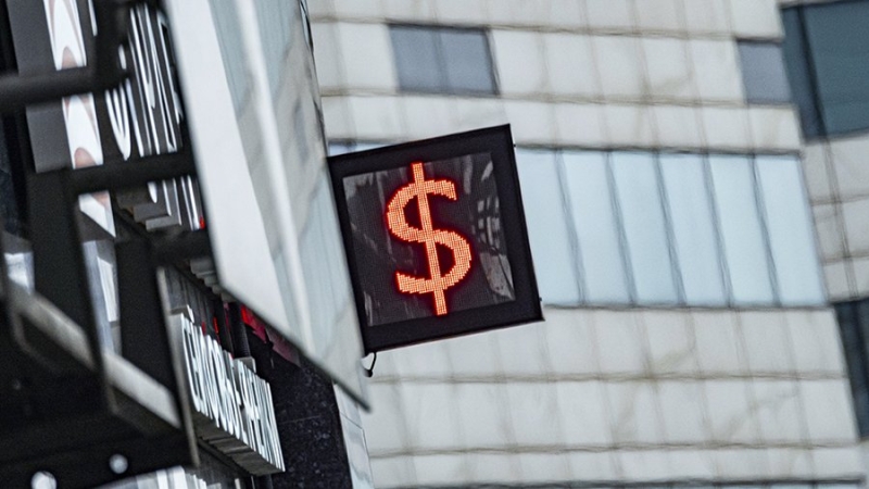 Названа причина роста доллара и евро