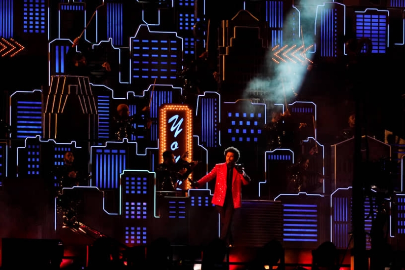 The Weeknd вошел в книгу рекордов Гиннесса как самый популярный артист в мире