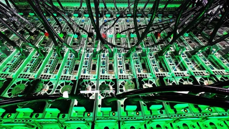 Intel разрабатывает системы охлаждения для процессоров с тепловыделением 2000 Вт