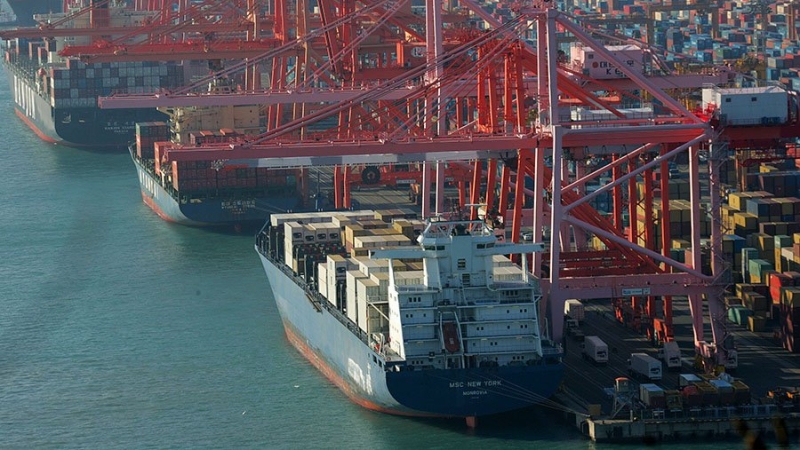 Южная Корея объявила о расширении списка ограниченных для экспорта в РФ товаров