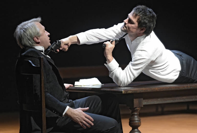 Малый драматический театр прокомментировал возвращение Козловского в Россию