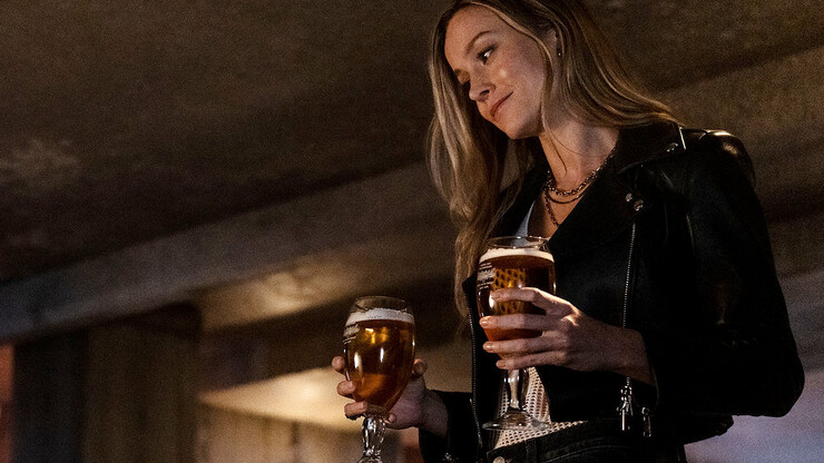 Шарлиз Терон дерётся, Бри Ларсон предлагает выпить в свежем тизере «Форсажа 10»