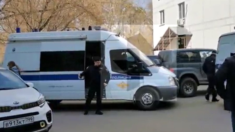 В Москве оцепили отделение СДЭК из-за посылки со статуэткой