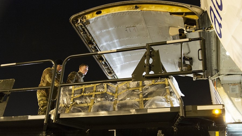 Венгрия выступила против поставок оружия Украине