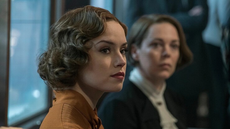 Дэйзи Ридли будет мыть окна, убивать анархистов и разоблачать корпорации в экшен-триллере режиссёра «Казино Рояль»