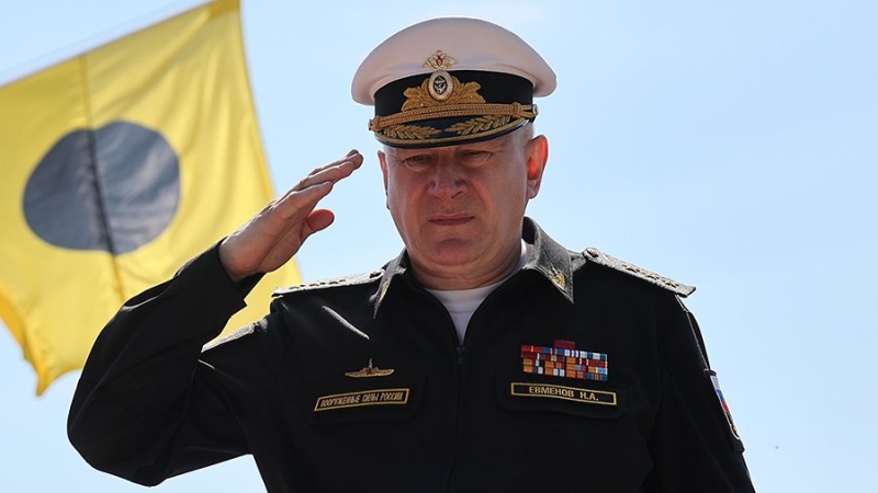 Главком ВМФ России посетил оборонные предприятия Ирана и обсудил сотрудничество