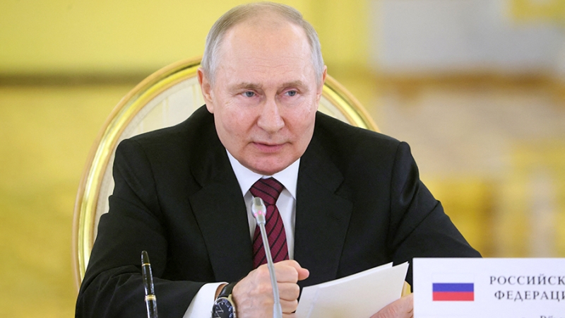 Стало известно о содержании переданной Путиным на заседании ЕАЭС записки Токаеву