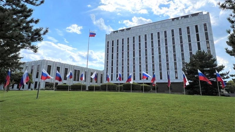 В посольстве заявили об одержимости США нанести стратегическое поражение РФ