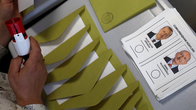 Захарова опровергла обвинение о вмешательстве РФ в выборы в Турции