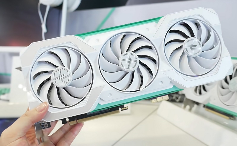 ASUS начнёт массовое производство GeForce RTX 4070 без разъёмов питания осенью этого года