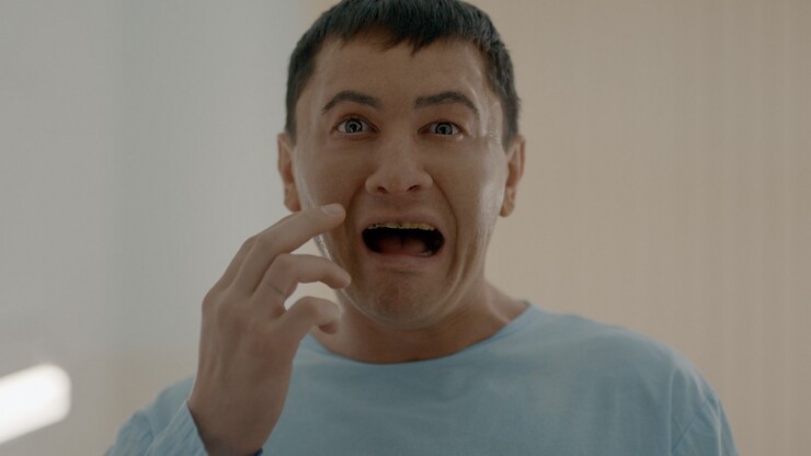 Прилучный превратился в гастарбайтера в трейлере комедии «Вася не в себе» от Сарика Андреасяна