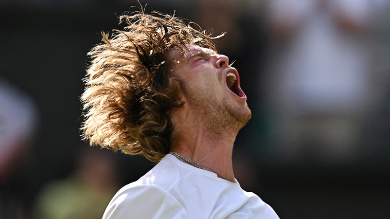 Россиянин Рублев впервые в карьере вышел в четвертьфинал Уимблдона