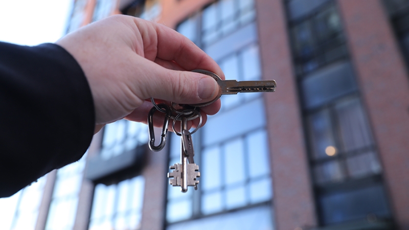 Очередь на квартиры среди детей-сирот превысила 194 тыс.