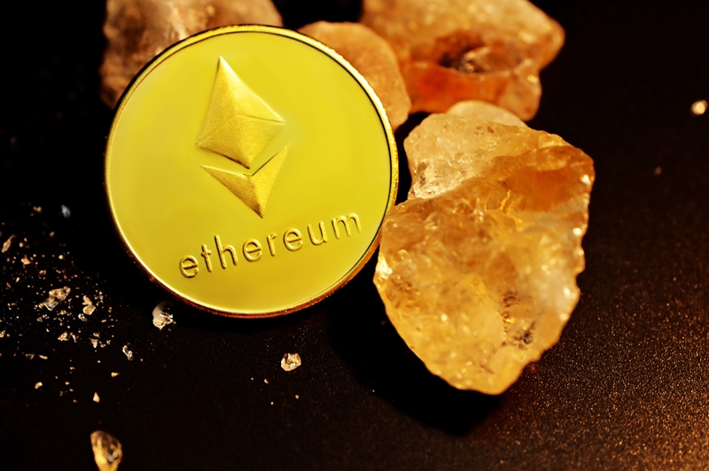 Ущерб от взлома аккаунта создателя Ethereum в соцсети X составил почти $700 000