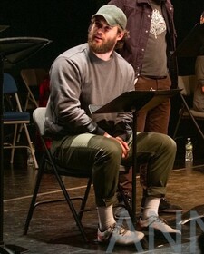 Дэвид Коренсвет превращается в Генри Кавилла для роли в новом «Супермене» (фото)