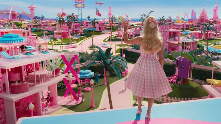 «Это ужасная идея» — сценарист «Барби» пытался отговорить Грету Гервиг от фильма