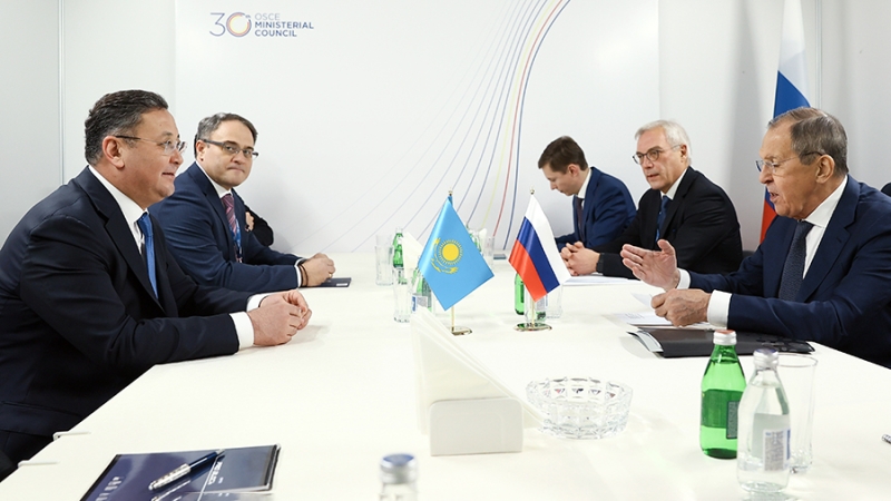 Лавров и глава МИД Казахстана обсудили в Скопье взаимодействие в ОБСЕ