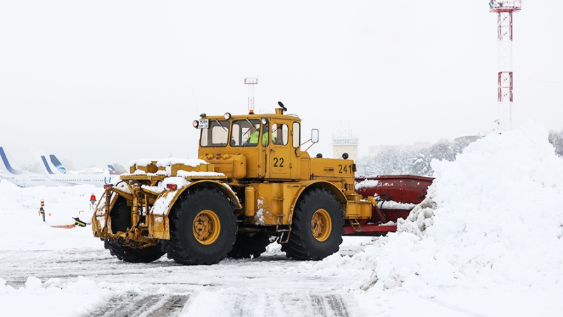 Около 50 рейсов задержаны или отменены в трех аэропортах Москвы