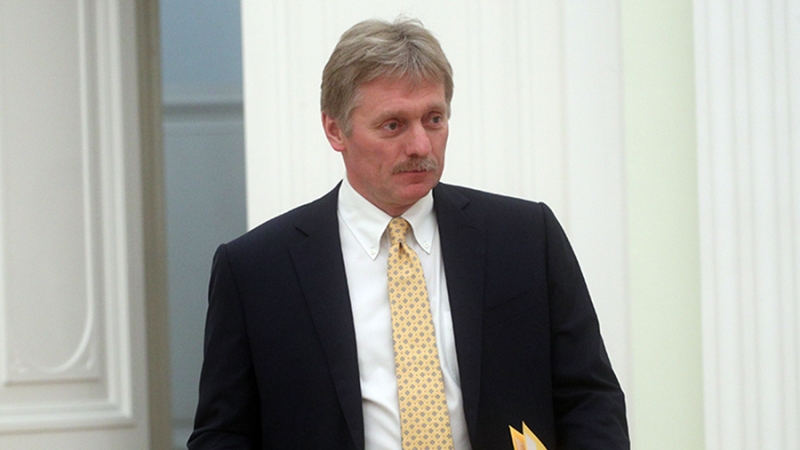 Песков назвал смыслом дружбы западных стран вытеснение России