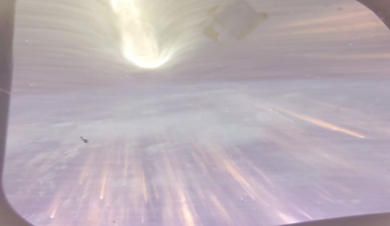 NASA показало, что видно и слышно в лунном корабле при возвращении на Землю на скорости почти 40 000 км/ч 