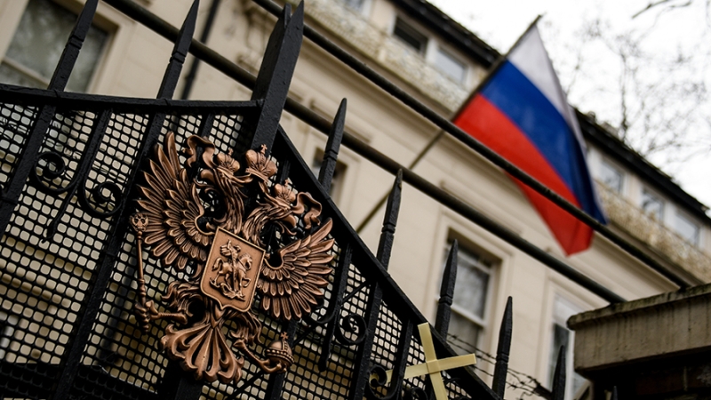 Посольство РФ в Лондоне указало на иммунитет России к новым санкциям