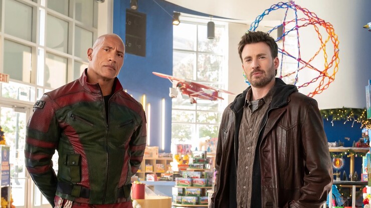 Рождественский эпик Дуэйна Джонсона и Криса Эванса празднично заедет в кинотеатральный прокат