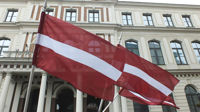 В Латвии сообщили о намерении выдворить более тысячи россиян