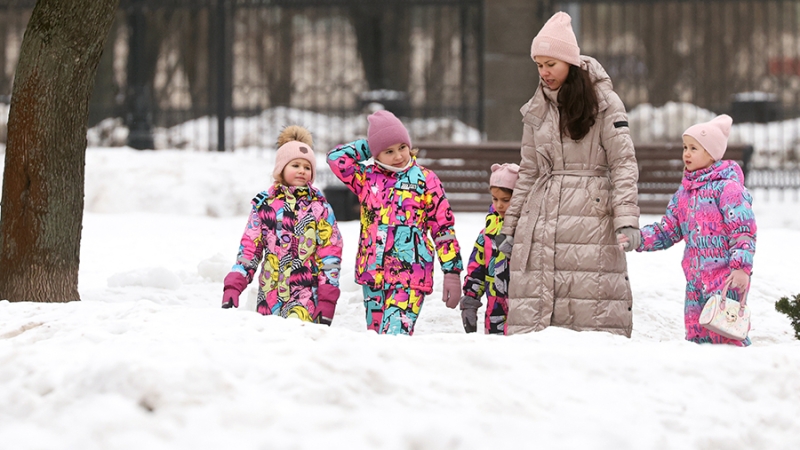 Путин подписал указ, закрепляющий статус многодетной семьи