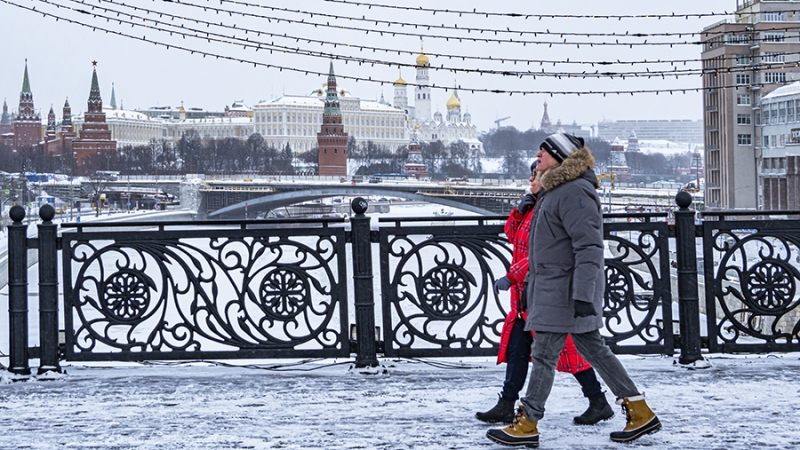 Синоптики спрогнозировали гололедицу и до –24 градусов в Москве 3 января