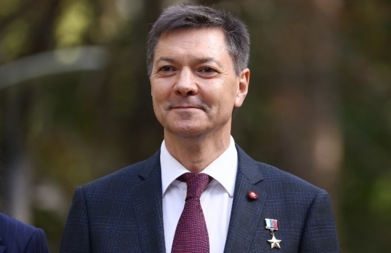 Установлен рекорд суммарной продолжительности пребывания в космосе, его автор — россиянин Олег Кононенко 