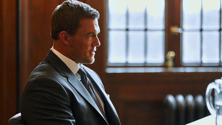 Звезда «Джека Ричера» считает себя старым для роли Бэтмена