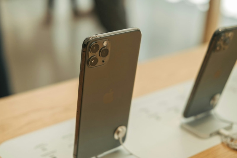 С 1 апреля порог беспошлинного ввоза товаров снизится до €200 — электроника подорожает на 15–20 % 