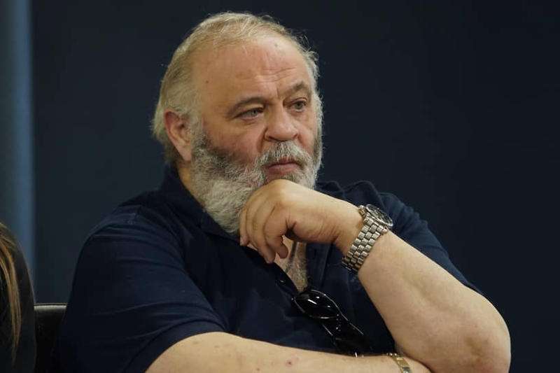 Умер актер из сериала «Молодежка» Юрий Ваксман