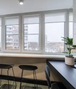 Пластиковые балконы: преимущества, особенности монтажа и ухода