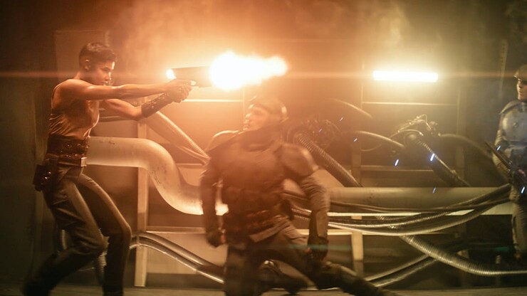 «Мятежная луна 2» Зака Снайдера получила меньшее количество просмотров за премьерные выходные