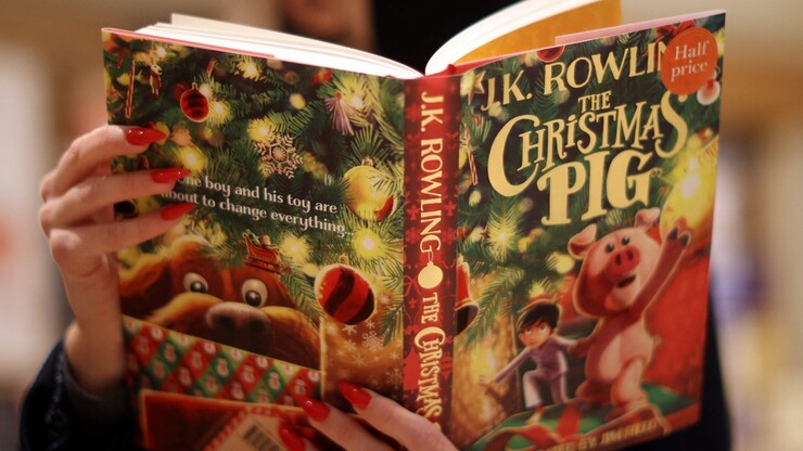 По детской сказке Дж. К. Роулинг «Рождественский поросёнок» снимут фильм