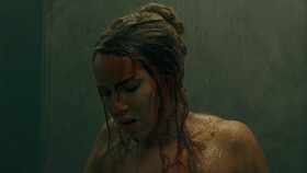 Шальная «Герцогиня»: первые кадры из нового фильма режиссёра Нила Маршалла