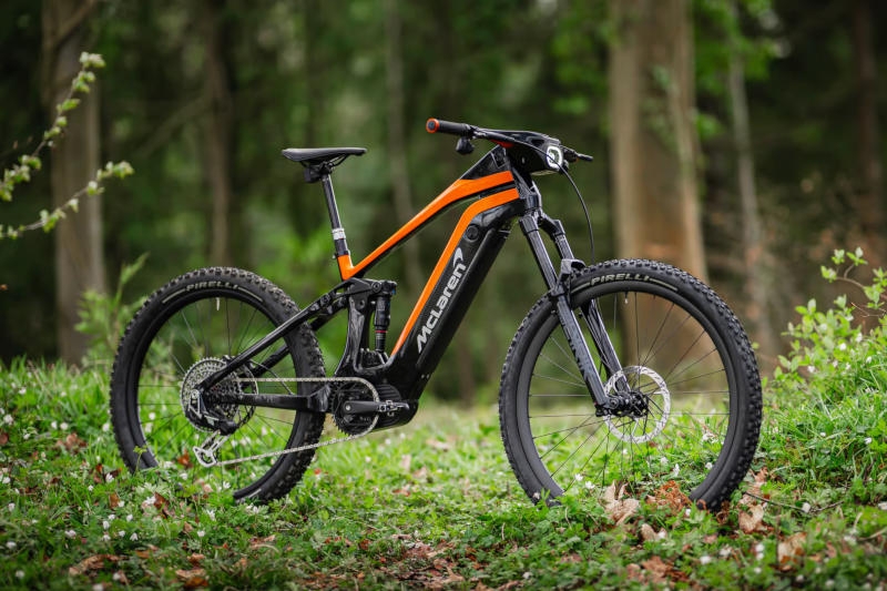 Новый McLaren всего за $7950 — у него два колеса, 250-Вт электромотор и 12-ступенчатая трансмиссия 