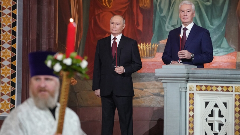 Путин поздравил православных христиан с Пасхой