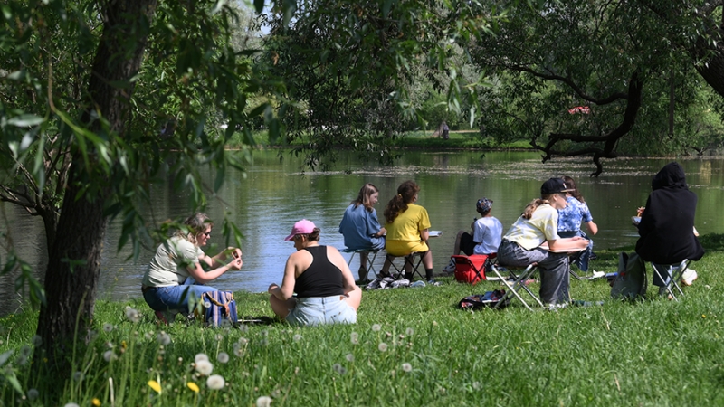 Половина опрошенных россиян уже открыли сезон пикников в этом году