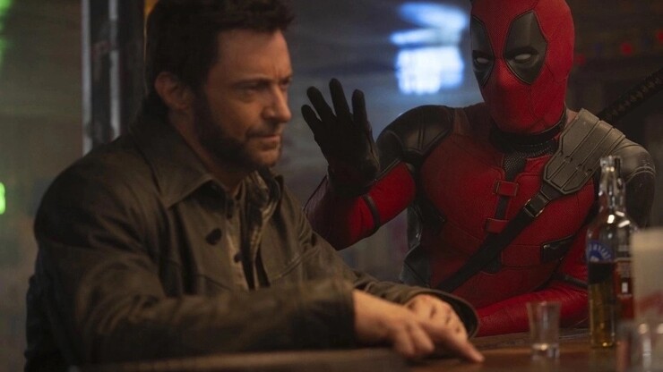 Дэдпул подкатывает к Росомахе в баре — первый отрывок из «Дэдпула и Росомахи»